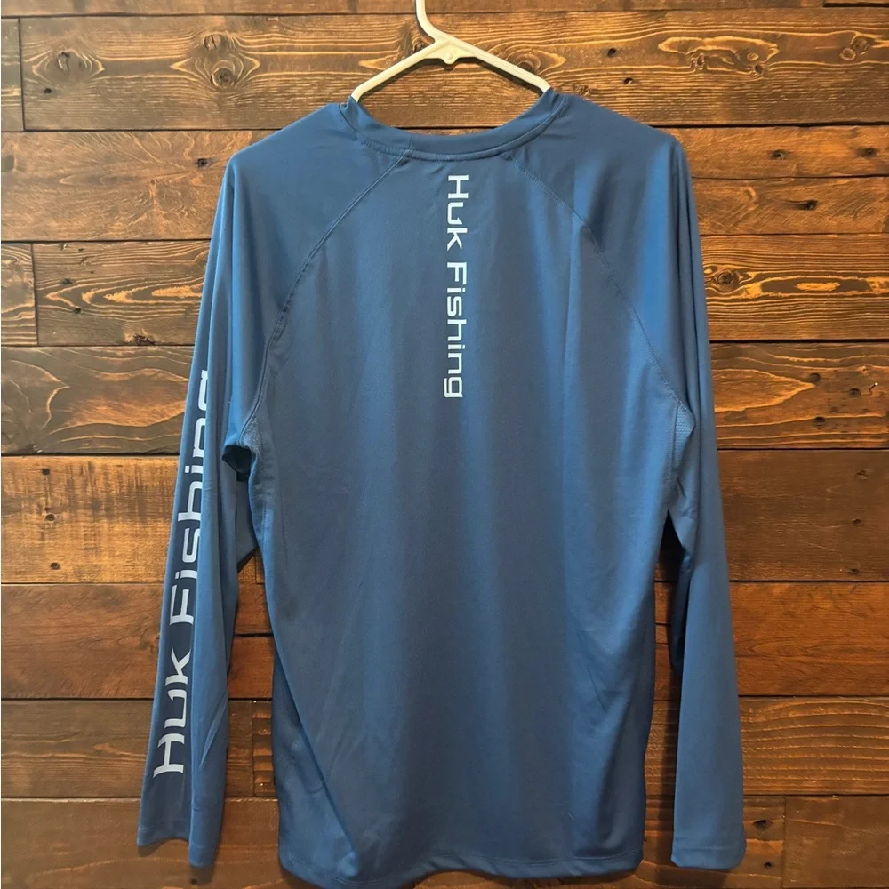 Huk Men's Long Sleeve Blue Fishing Tee - Picture 2 of 4
